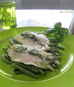 Scaloppina di orata con fagiolini e pesto - La Cassata Celiaca