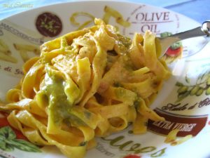 Fettuccine con crema di peperoni senza glutine - La Cassata Celiaca