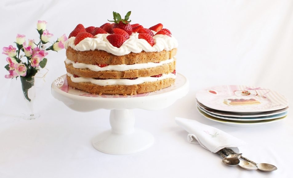 Naked Cake Alle Fragole Senza Glutine