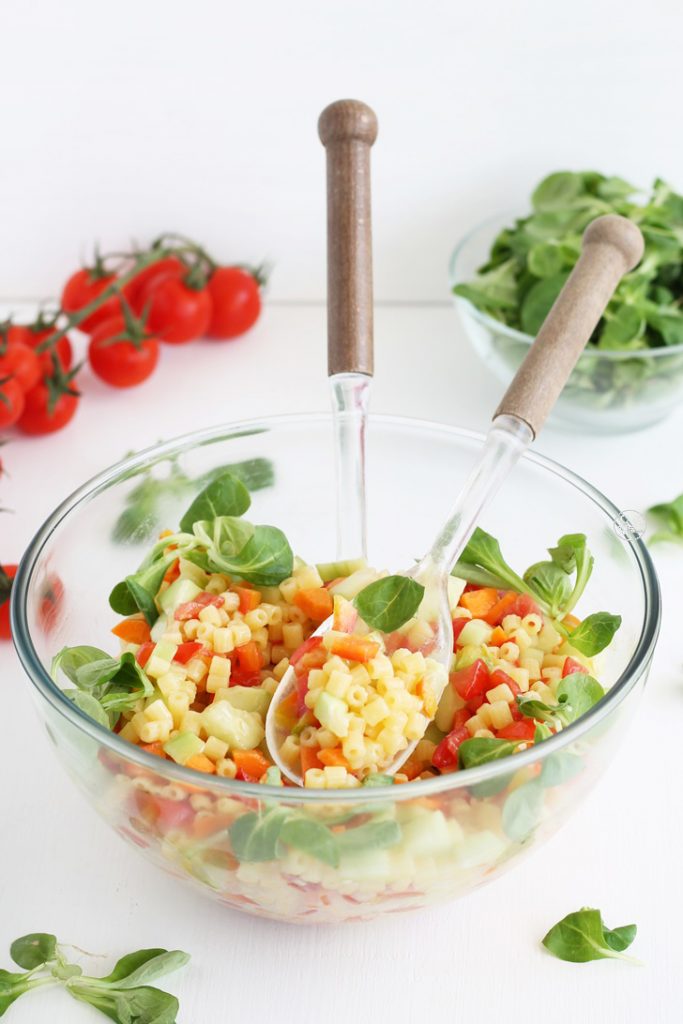 Salade de pâtes avec légumes en dés sans gluten - La Cassata Celiaca