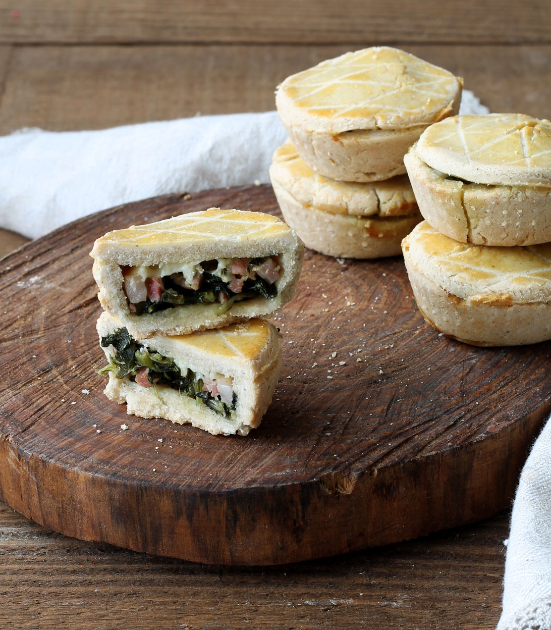 Mini tarte salée sans gluten avec chicorée - La Cassata Celiaca