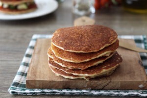 Pancakes au quinoa et à la farine complète sans gluten - La Cassata Celiaca