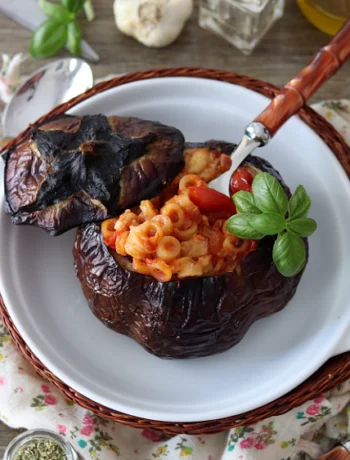 Melanzana al forno ripiena di anelletti- La Cassata Celiaca