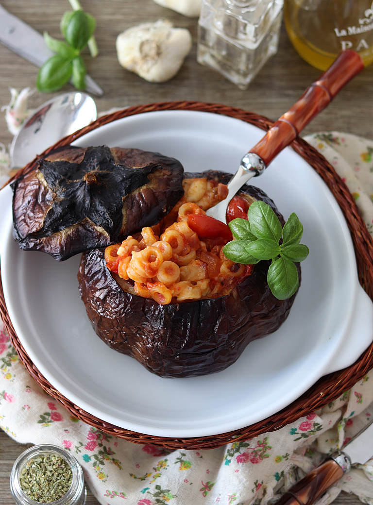 Aubergine au four farcie de pâtes- La Cassata Celiaca