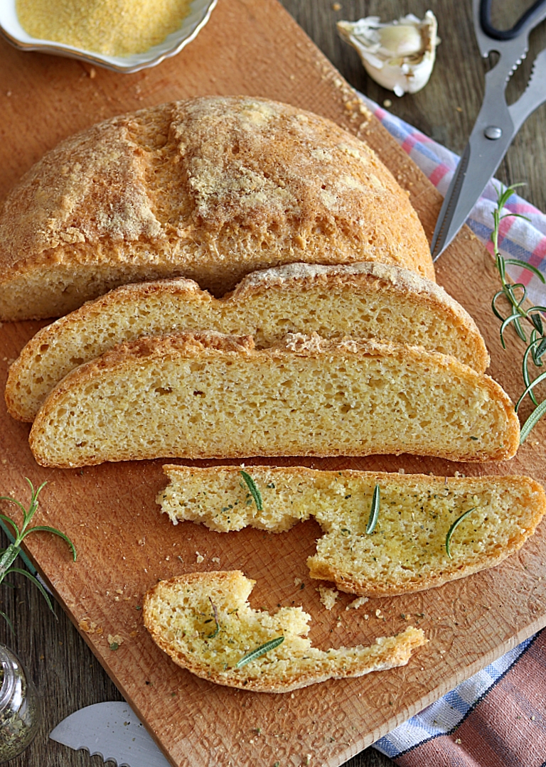 Pain au maïs complet - La Cassata Celiaca