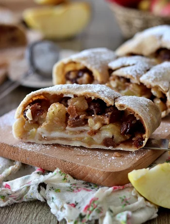 Strudel de pommes, recette originale - La Cassata Celiaca