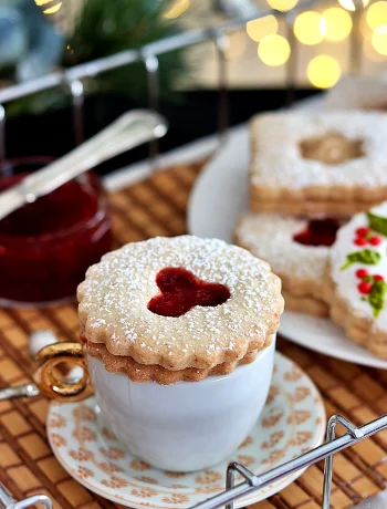 Biscotti alle nocciole speziati - La Cassata Celiaca