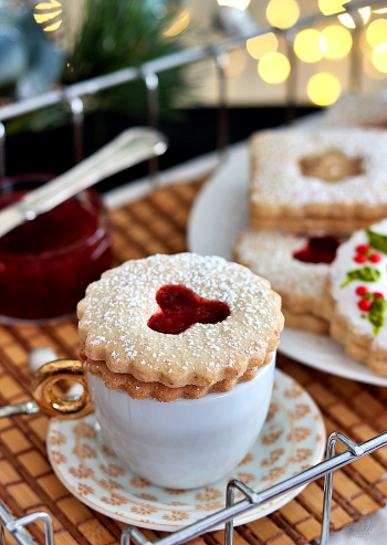 Biscotti alle nocciole speziati - La Cassata Celiaca