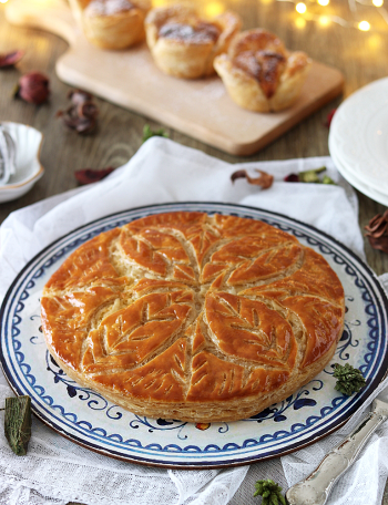 Galette des Rois alla crema frangipane senza glutine - La Cassata Celiaca