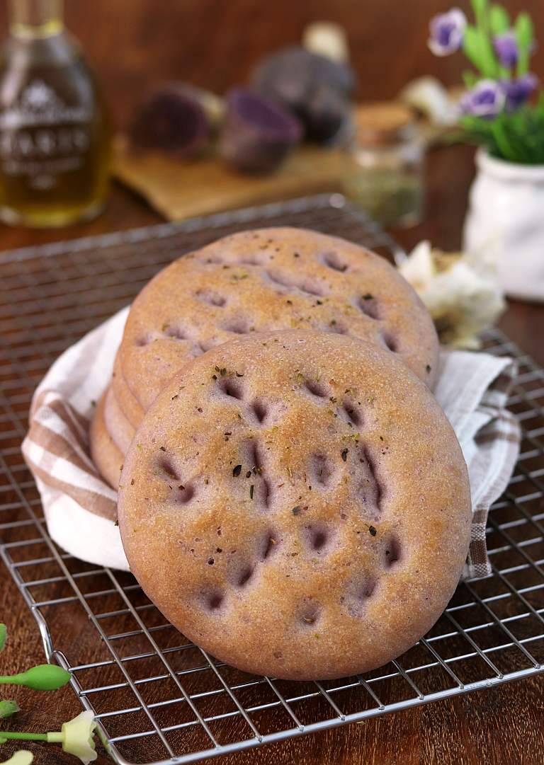 Galettes salées aux pommes de terre violettes - La Cassata Celiaca